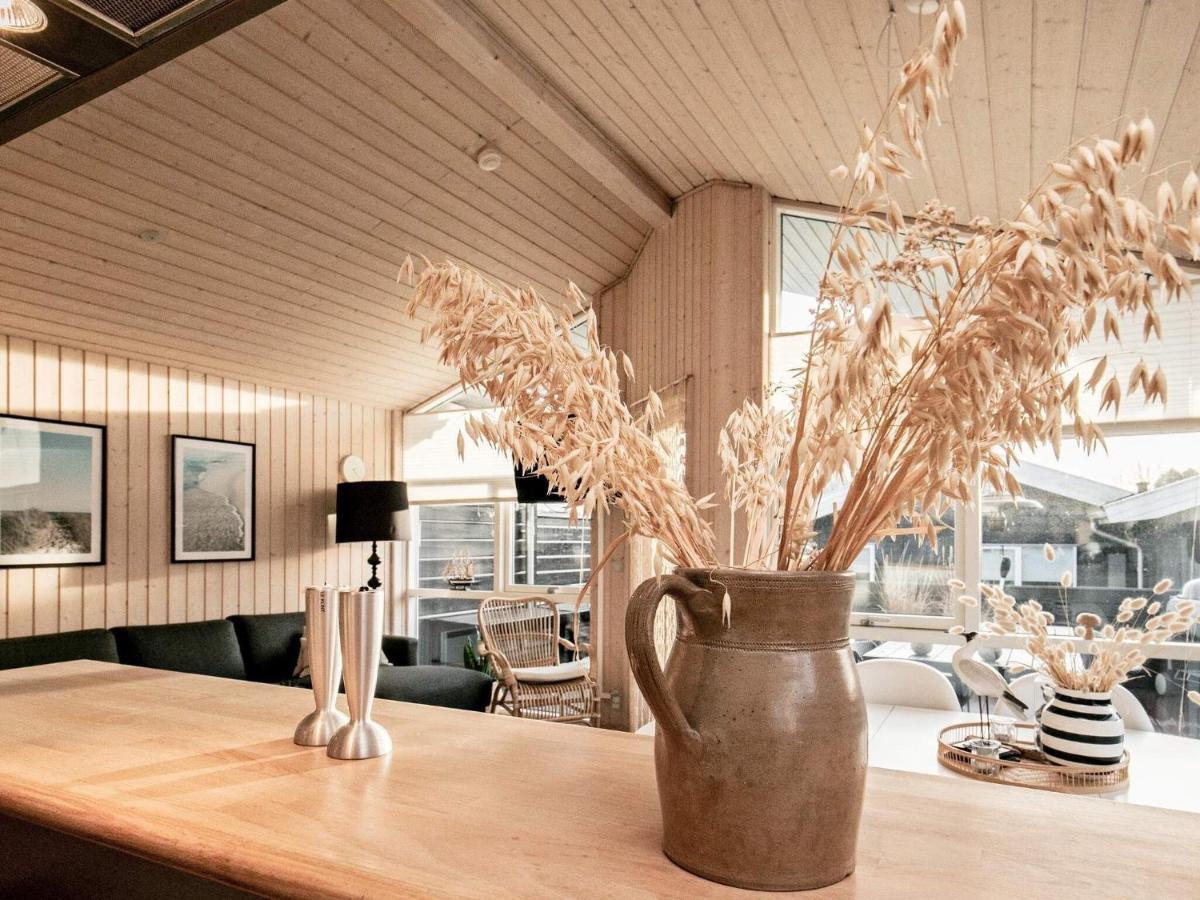 6 Person Holiday Home In Tranek R Fæbæk Zewnętrze zdjęcie