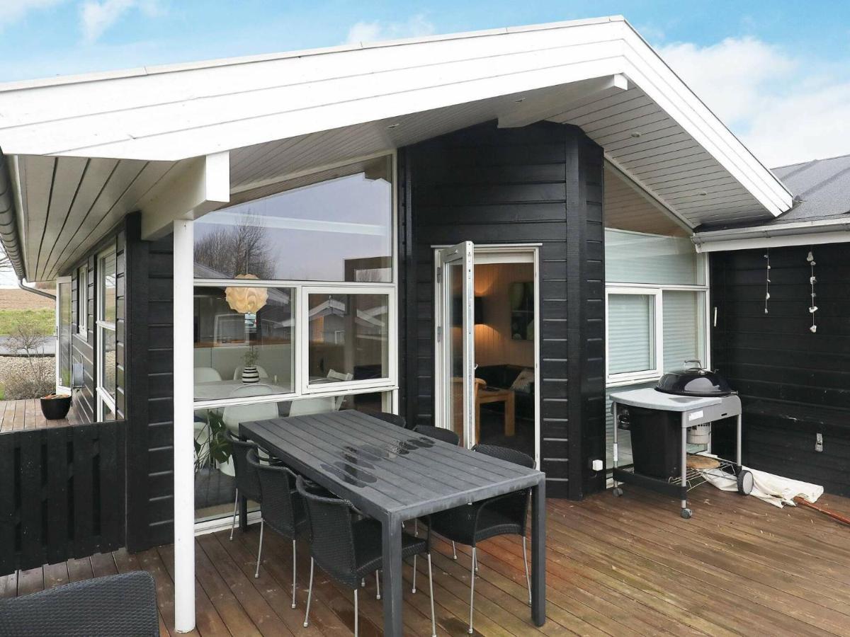 6 Person Holiday Home In Tranek R Fæbæk Zewnętrze zdjęcie
