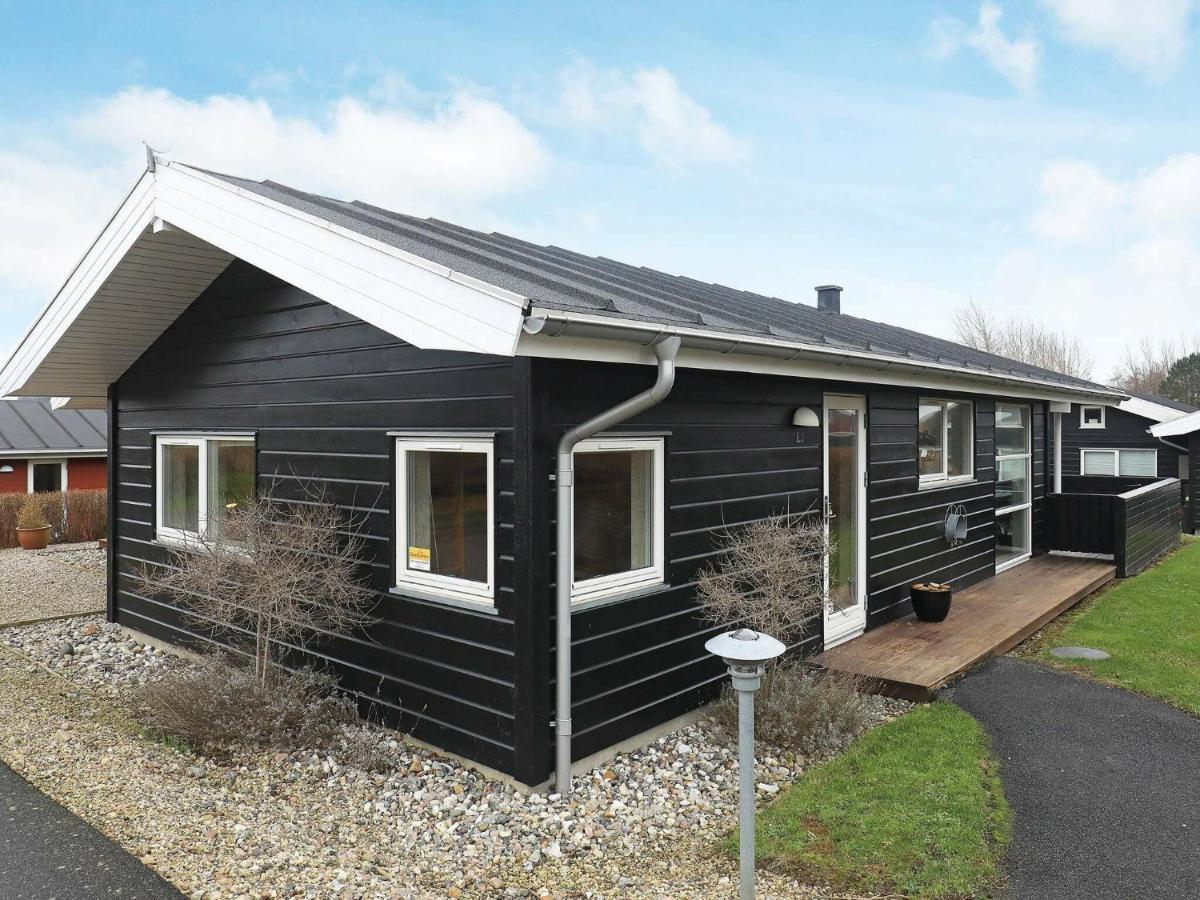 6 Person Holiday Home In Tranek R Fæbæk Zewnętrze zdjęcie